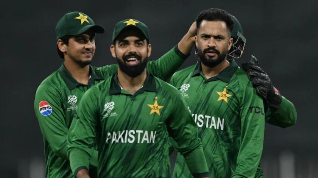 সংযুক্ত ছবি