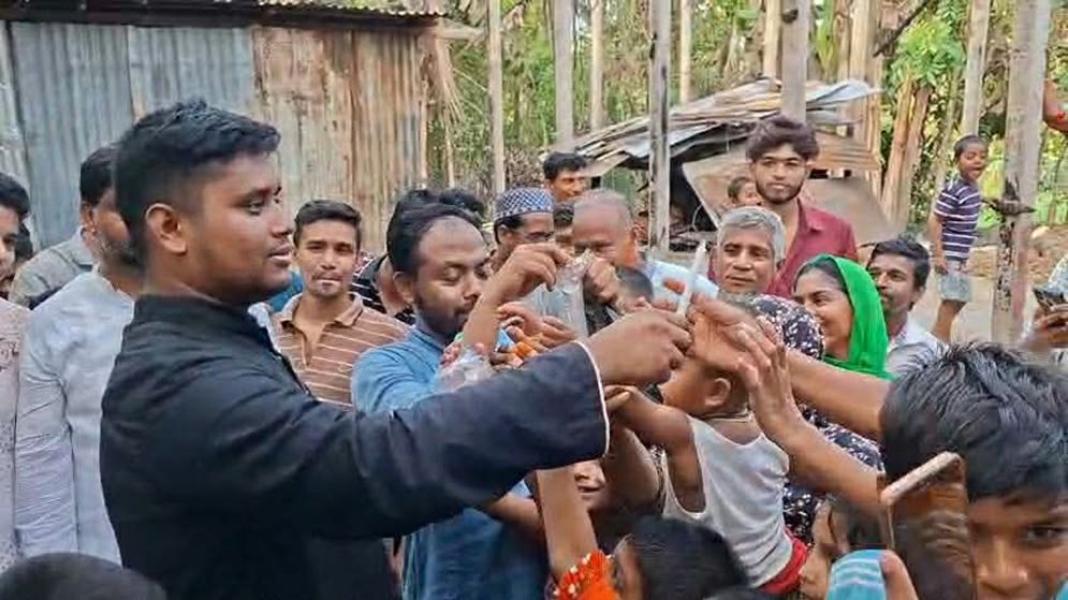 সরকার সংসদে সংকটের কথা স্বীকার করে না: হাসনাত আবদুল্লাহ