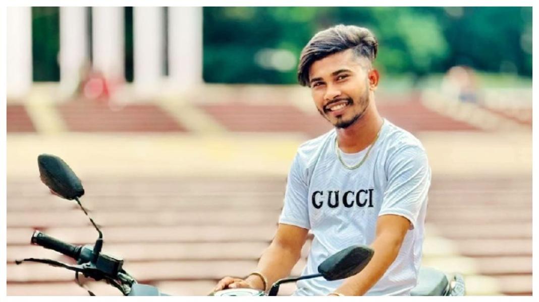 সংযুক্ত ছবি