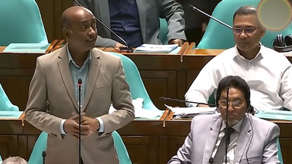 সংযুক্ত ছবি