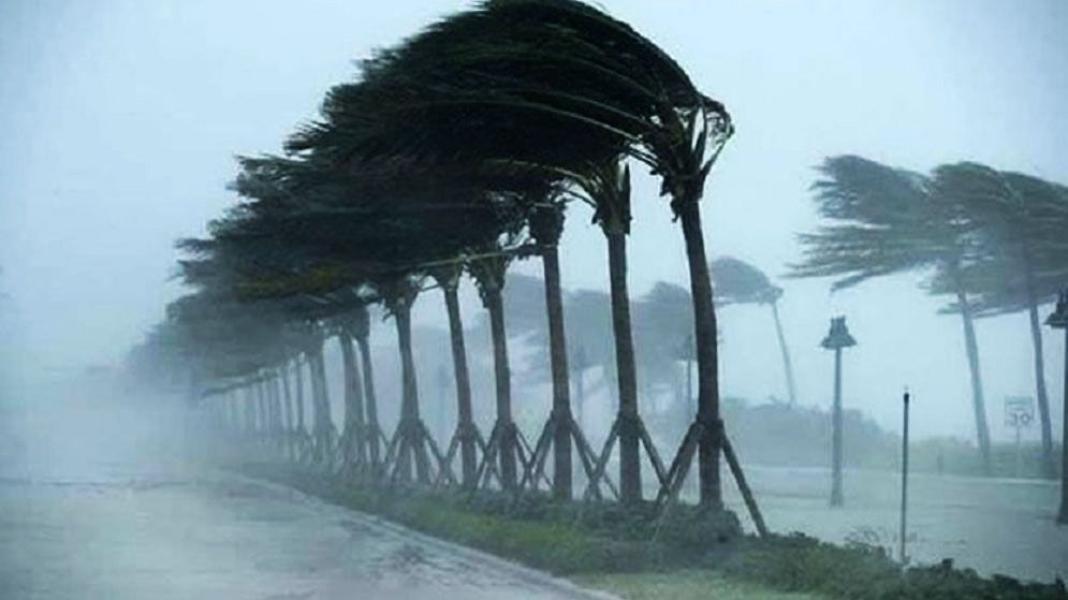 সন্ধ্যার মধ্যে ৬০ কিমি বেগে ঝড়ের শঙ্কা