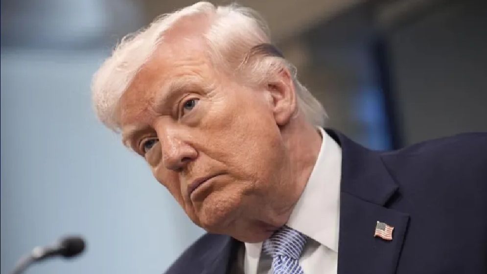 সংযুক্ত ছবি