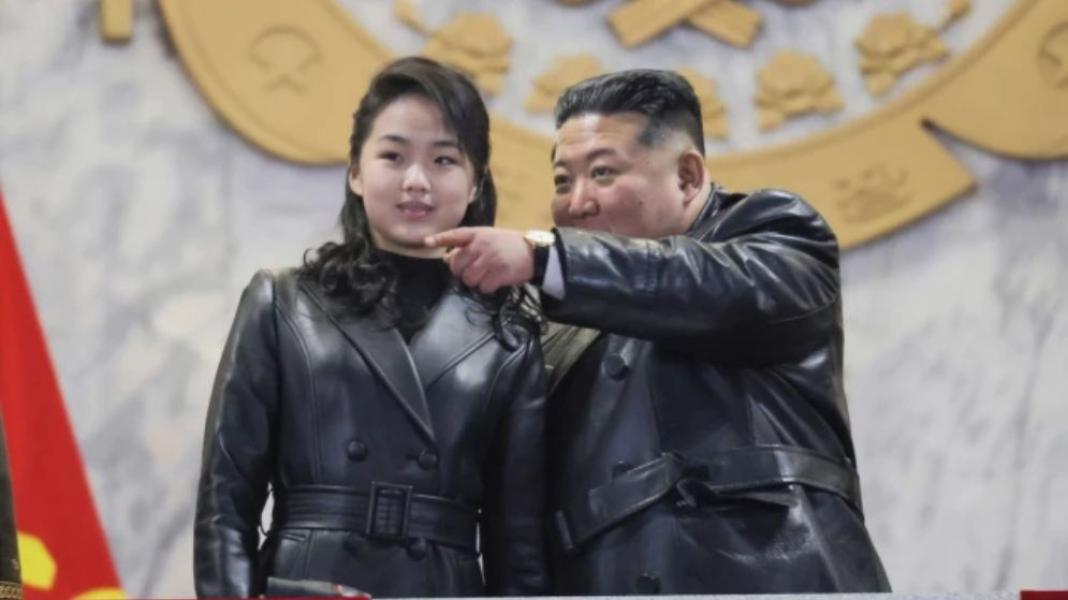 কিম জং উনের কন্যার ড্রেস নিয়ে যে কারণে আলোচনা