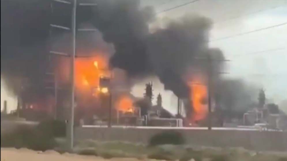 সংযুক্ত ছবি