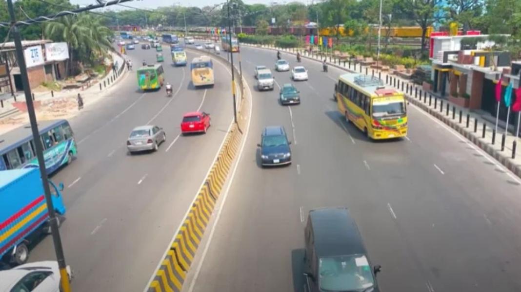 সংযুক্ত ছবি