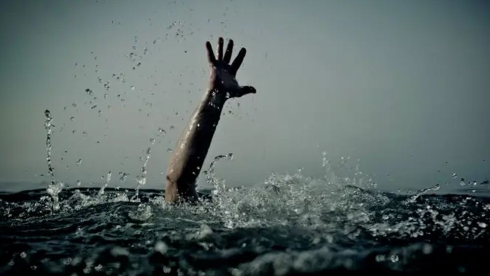 পানিতে ডুবে যাওয়া রোগীকে বাঁচাতে যেসব পদক্ষেপ জানা জরুরি