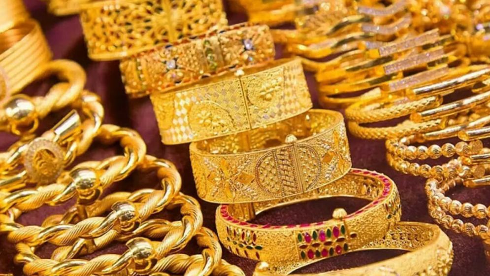 কমেছে স্বর্ণের দাম, ভরিতে কত?