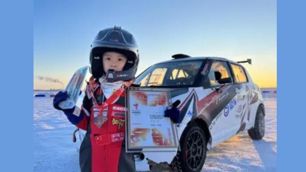 মাত্র পাঁচ বছরেই রেসিং লাইসেন্স, বিশ্বকে চমকে দিল চীনের এই শিশু