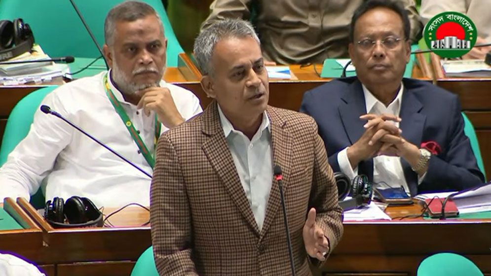 সংযুক্ত ছবি