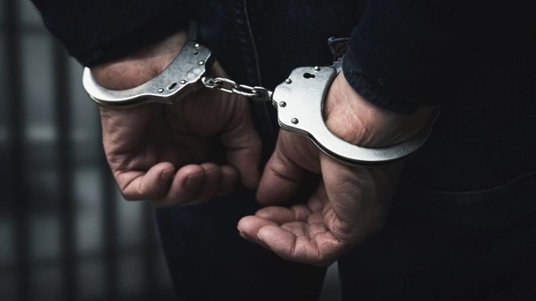 চাঁপাইনবাবগঞ্জে স্ত্রীকে হত্যার অভিযোগে স্বামী আটক