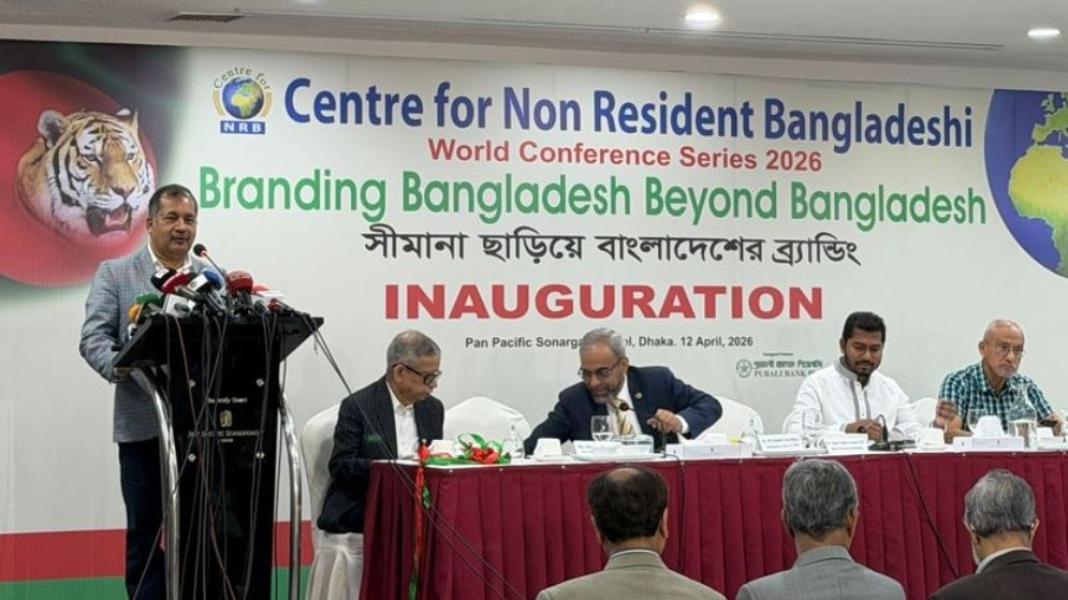 বৈধ পথে রেমিট্যান্স পাঠাতে প্রবাসীদের উৎসাহ দিতে হবে: তথ্যমন্ত্রী