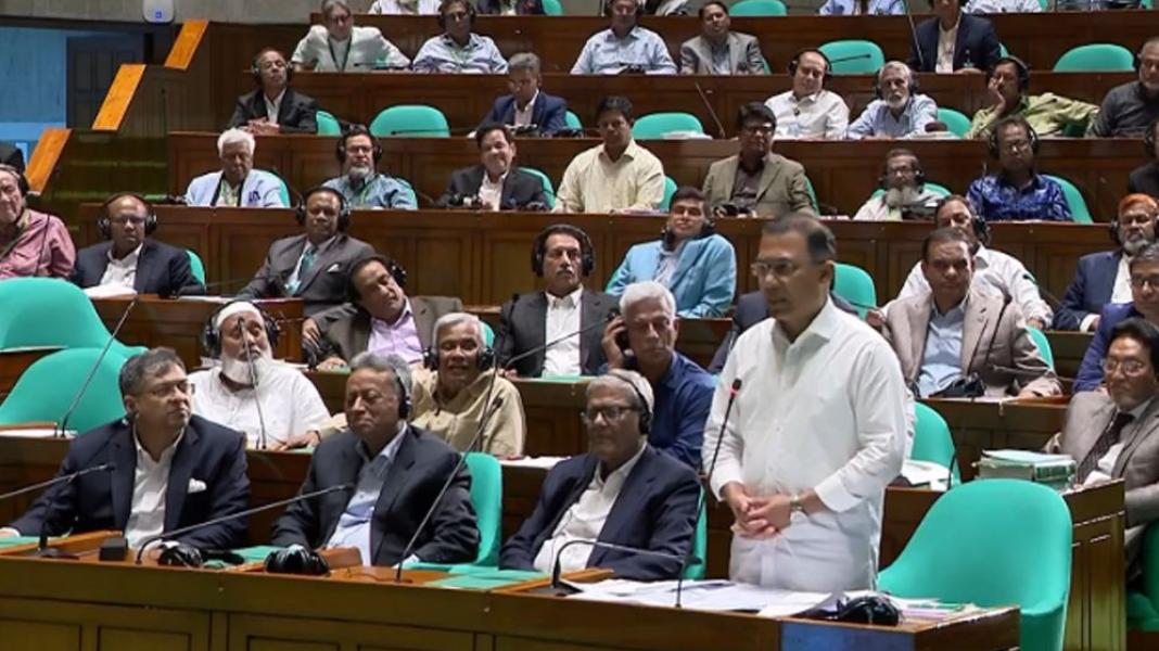 ‘রাজনৈতিক পরিস্থিতির কারণে বাধ্য হয়ে বিদেশে থাকতে হয়েছে’