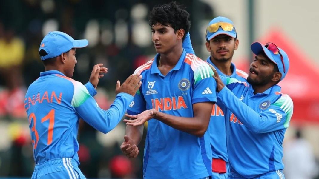 সংযুক্ত ছবি